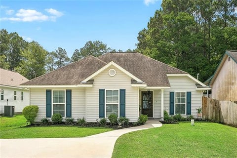 Photo of 232 Second Street St, Pearl River, LA 70452 (MLS # NO2563940)