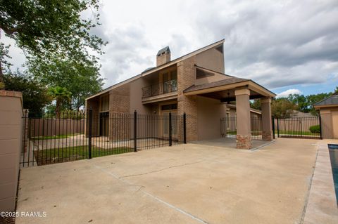 Photo of 101 Hunters Hollow Holw, Lafayette, LA 70508 (MLS # 2500003570)