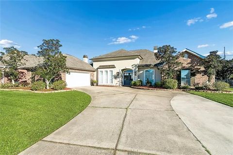 Photo of 118 W Augusta Lane Ln, Slidell, LA 70458 (MLS # NO2547972)