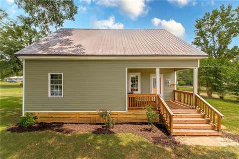 Photo of 805 Martin Luther King Drive Dr, Franklinton, LA 70438 (MLS # NO2570252)
