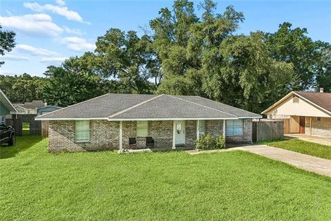 Photo of 10192 Webb Road Rd, Hammond, LA 70403 (MLS # NO2564034)