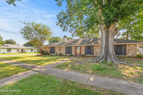 Photo of 124 Beta Drive, Lafayette, LA 70506 (MLS # 2600007351)