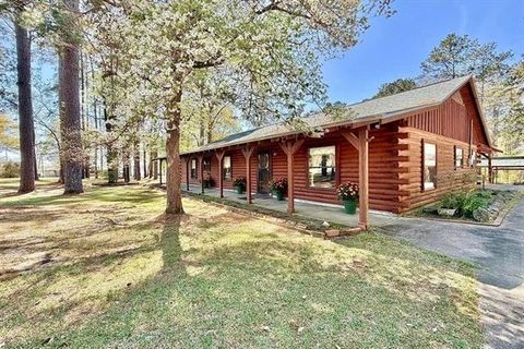 Photo of 121 Calvin St Street, Anacoco, LA 71403 (MLS # CN2550045)