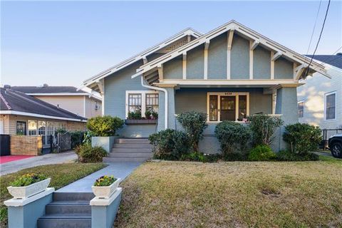 Photo of 4430 Lafaye Street St, New Orleans, LA 70122 (MLS # NO2541994)