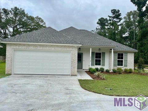 Photo of 34138 La Hwy 1019, Denham Springs, LA 70706 (MLS # BR2026011979)