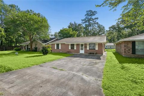 Photo of 709 S Chestnut Street ST, Hammond, LA 70403 (MLS # NO2560290)