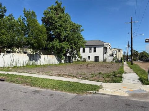 Photo of 3022 Danneel Street St, New Orleans, LA 70115 (MLS # NO2555007)