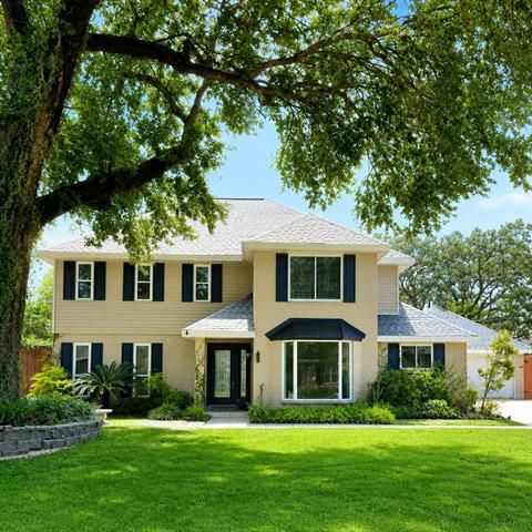 Photo of 106 Brentwood Drive, Belle Chasse, LA 70037 (MLS # NO2560231)