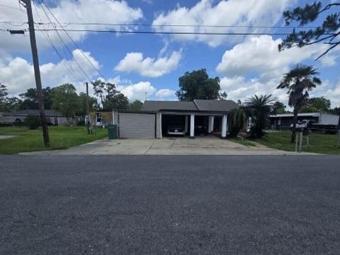 Photo of 203 Williams Street St, Raceland, LA 70394 (MLS # NO2560487)