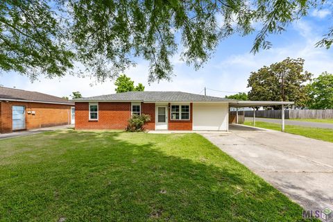 Photo of 5302 Eudora Dr, Addis, LA 70710 (MLS # BR2026008088)