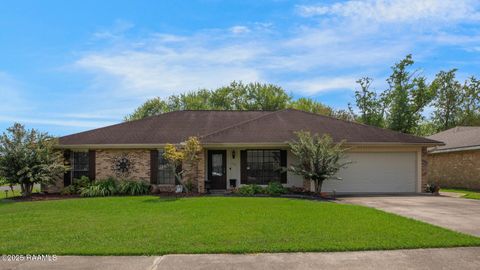 Photo of 208 Pontalba Drive, Lafayette, LA 70503 (MLS # 2500003061) Photo of 208 Pontalba Drive, Lafayette, LA 70503 (MLS # 2500003061)