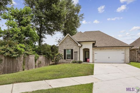 Photo of 711 Sehdeva Memorial Dr Dr, Baton Rouge, LA 70820 (MLS # BR2026007586)