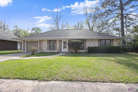 Photo of 1552 S Peck Dr Dr, Baton Rouge, LA 70810 (MLS # BR2026004495)