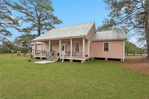 Photo of 78212 Highway 1081, Covington, LA 70435 (MLS # NO2539745)