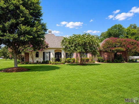 Photo of 23943 Sunnyside Ln Ln, Zachary, LA 70791 (MLS # BR2026014059)
