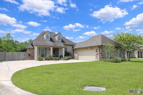 Photo of 1218 Empire Builder, Thibodaux, LA 70301 (MLS # BY2026006464)