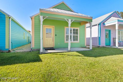 Photo of 1404 General Mouton Avenue, Lafayette, LA 70501 (MLS # 2500007028)