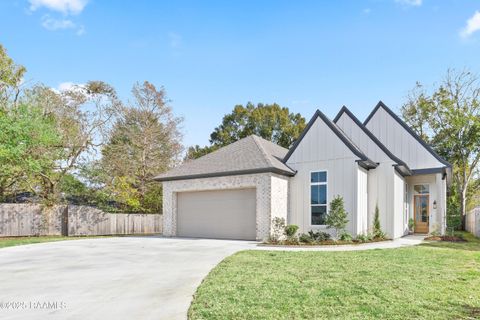 Photo of 102 Sanctuary Lane, Lafayette, LA 70503 (MLS # 2500005870)