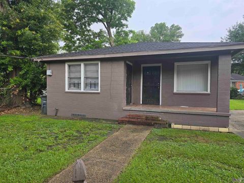 Photo of 1704 Braddock St St, Baton Rouge, LA 70802 (MLS # BR2026009879)