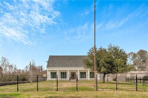 Photo of 9474 Barataria Boulevard Blvd, Marrero, LA 70072 (MLS # NO2543570)