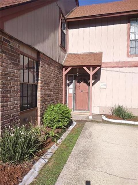 Photo of 4125 Loire Drive Dr #C, Kenner, LA 70065 (MLS # NO2555420)