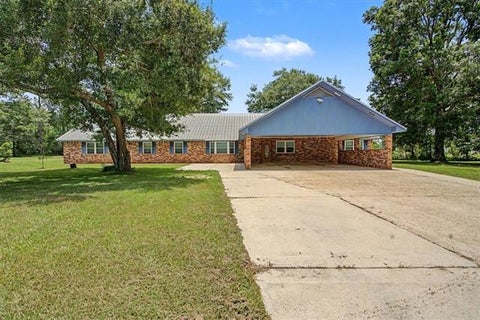 Photo of 351 George W Lane, Greensburg, LA 70441 (MLS # NO2565598)