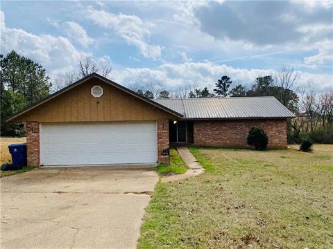 Photo of 4246 Aspen Court Ct, Pineville, LA 71360 (MLS # CN2543458)