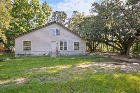 Photo of 25567 W Sycamore Street ST, Lacombe, LA 70445 (MLS # NO2572727)