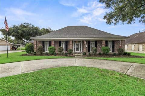 Photo of 10 E Woodlawn Drive Dr, Destrehan, LA 70047 (MLS # NO2572487)