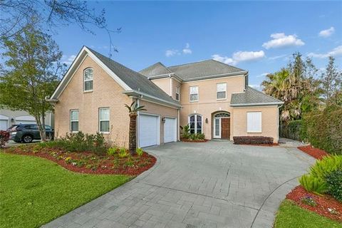 Photo of 616 English Turn Drive Dr, New Orleans, LA 70131 (MLS # NO2546504)