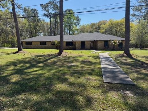 Photo of 7 Royal 18th Street Dr, Slidell, LA 70461 (MLS # NO2548494)