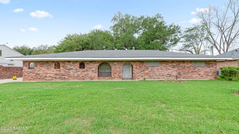 Photo of 103 Saint Bernadette Drive, Lafayette, LA 70507 (MLS # 2600002970)
