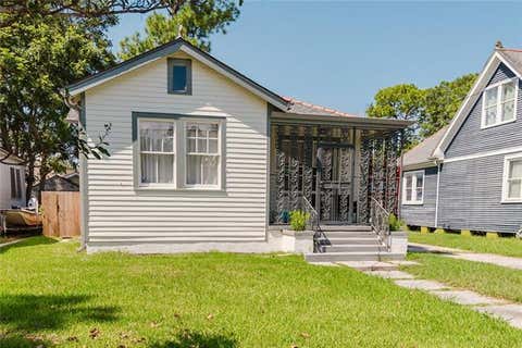 Photo of 4670 Marigny Street St, New Orleans, LA 70122 (MLS # NO2572777)