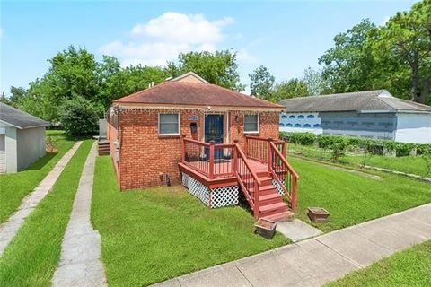 Photo of 2259 Humanity Street St, New Orleans, LA 70122 (MLS # NO2568451)