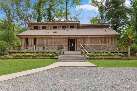 Photo of 132 Pine Oak Drive Dr, Covington, LA 70433 (MLS # NO2533117)