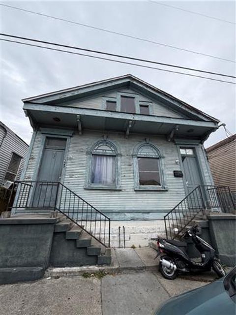 Photo of 2723 Orleans Avenue Ave, New Orleans, LA 70119 (MLS # NO2558058)