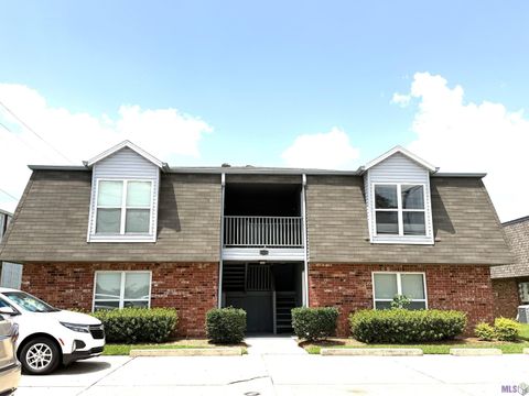 Photo of 6656 Linda St ST #D, Houma, LA 70364 (MLS # BY2026013296)