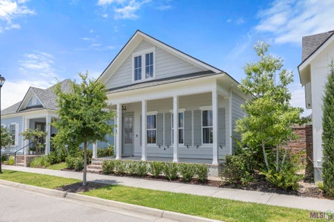 Photo of 13925 Appleby Way Way, Baton Rouge, LA 70817 (MLS # BR2026010968)