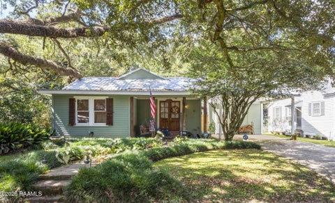 Photo of 225 Adrienne Street ST, Lafayette, LA 70506 (MLS # 2600008965)