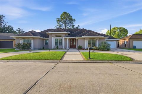 Photo of 2504 Kismet Street St, Marrero, LA 70072 (MLS # NO2548316)