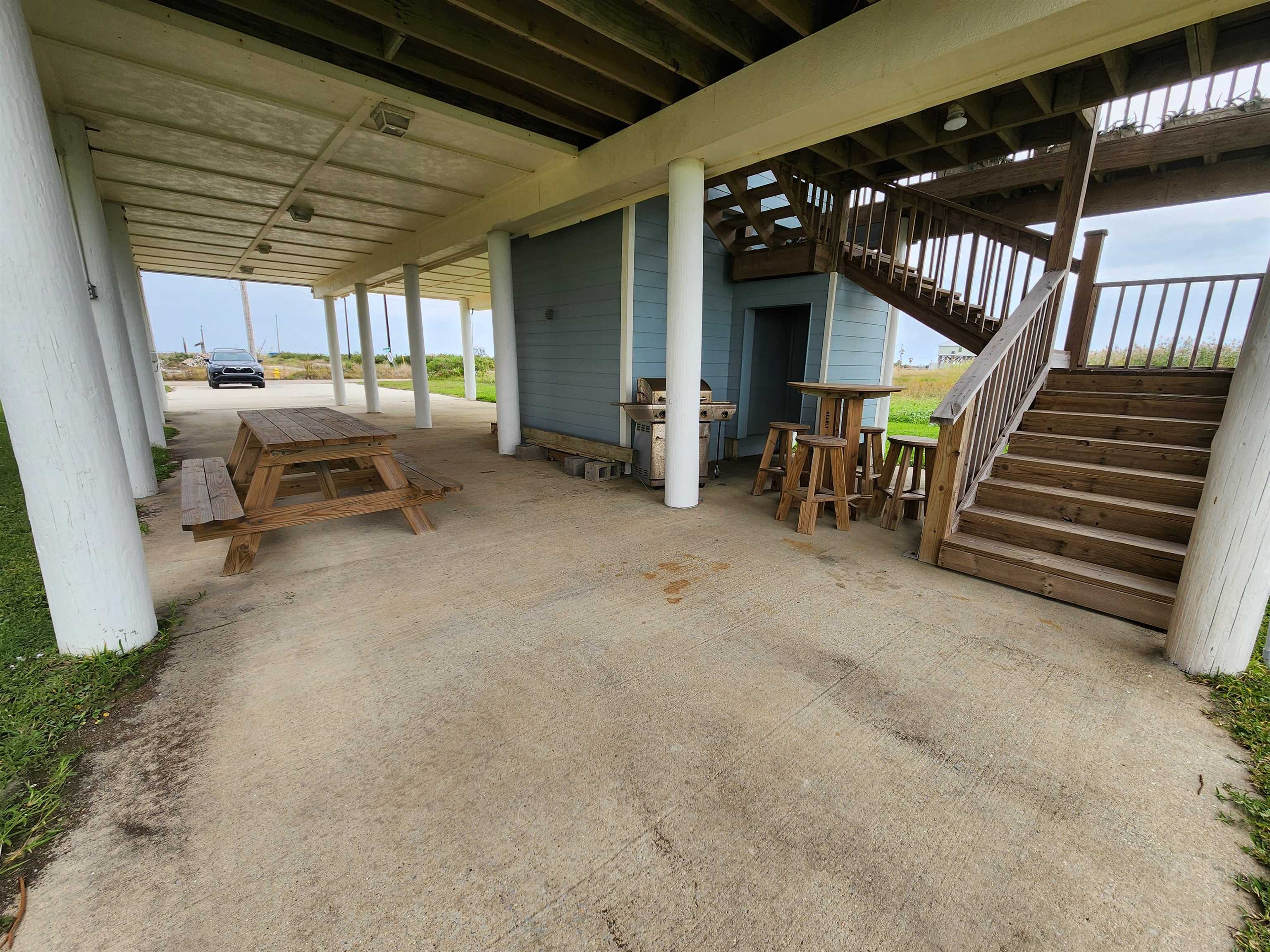 160 E Central Ave, Grand Isle, Louisiana image 4