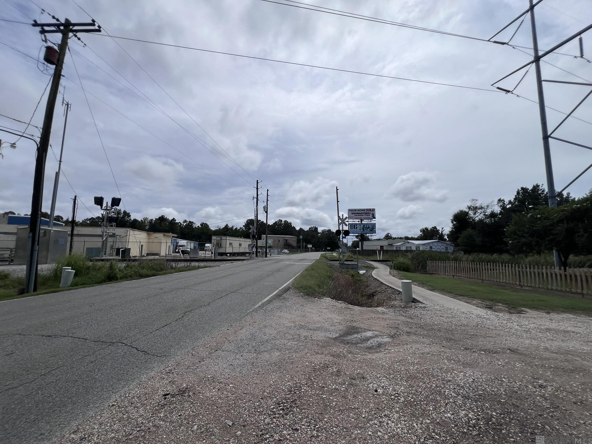 None, Denham Springs, Louisiana image 13