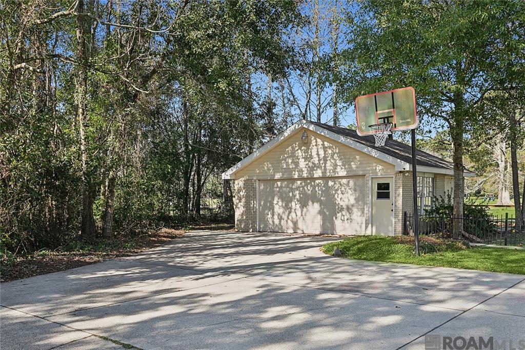 146 Wimbledon Court, Slidell, Louisiana image 3