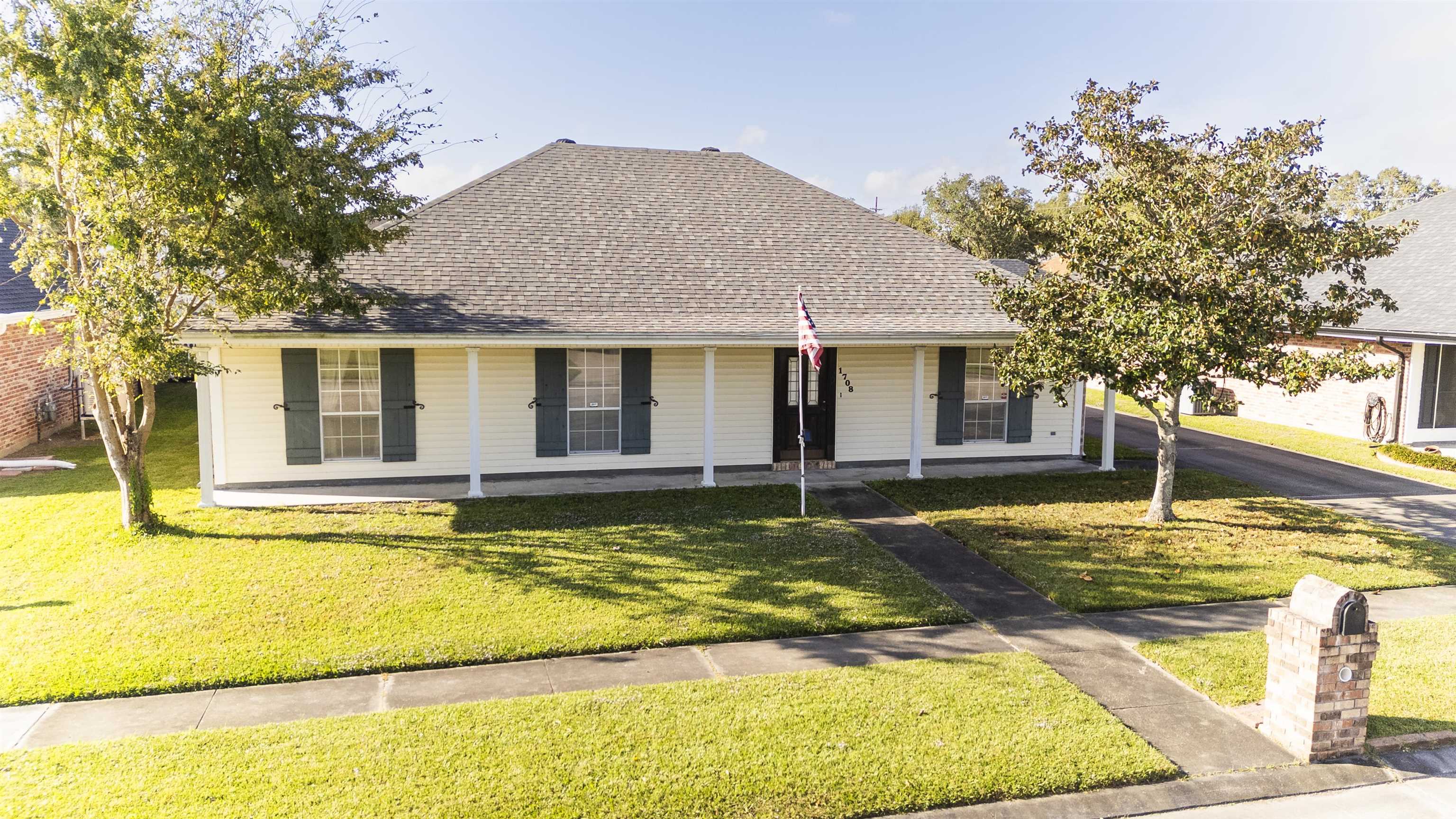 1708 Harvest Dr, Houma, Louisiana image 3