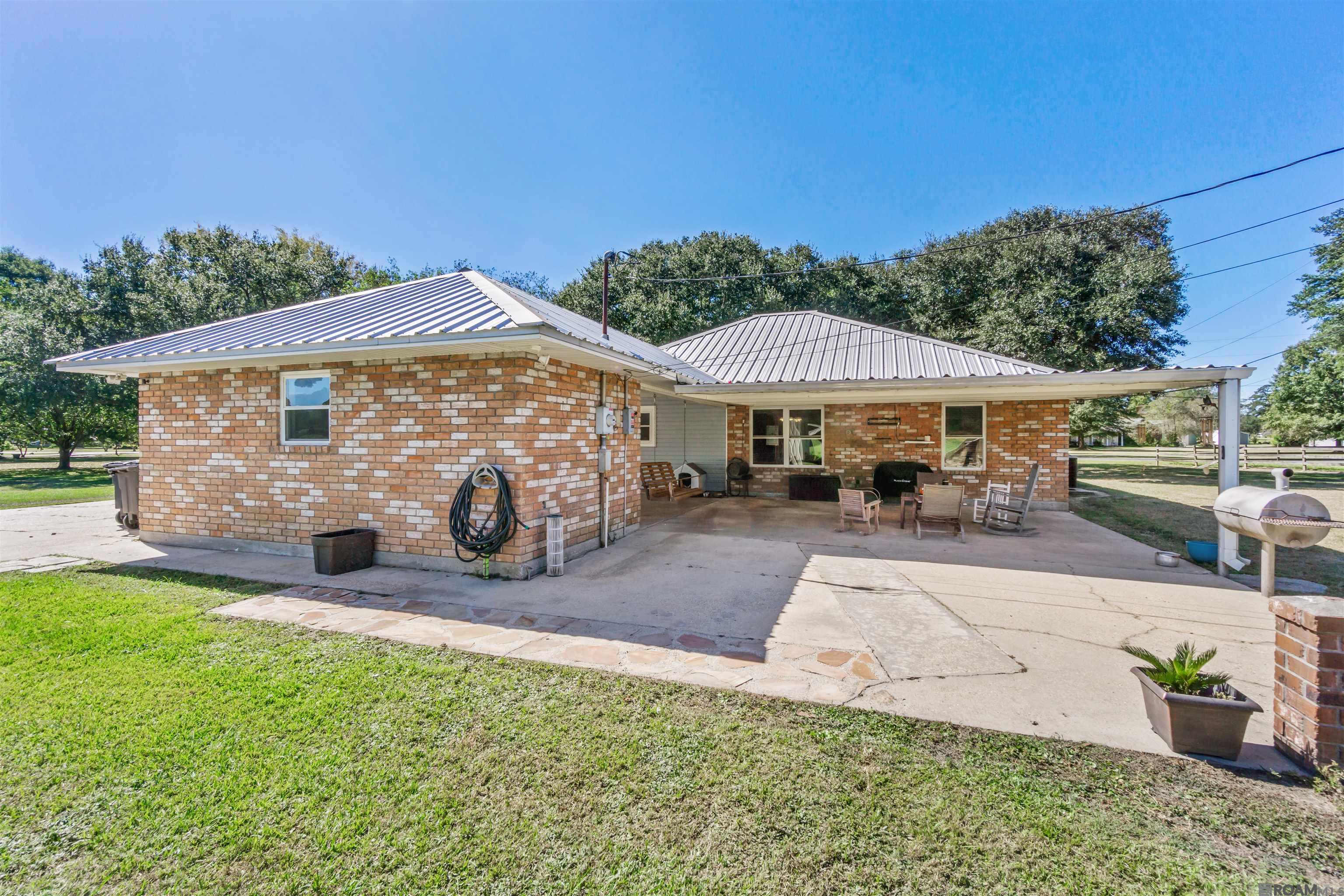 22850 Brittney Renee Dr, Zachary, Louisiana image 11