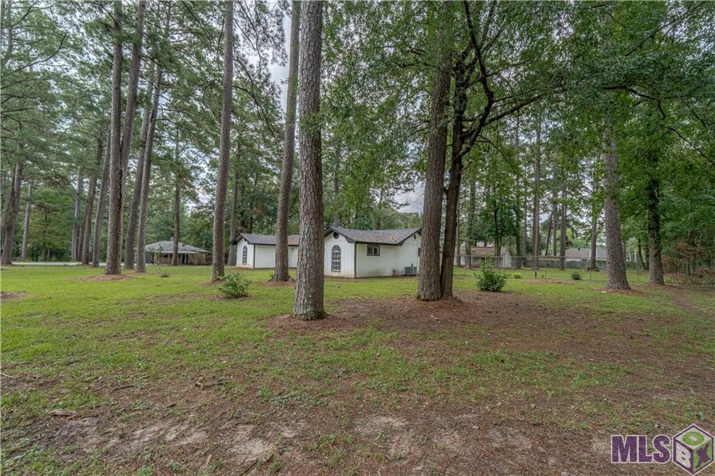 230 Oakwood Lane, Pineville, Louisiana image 2