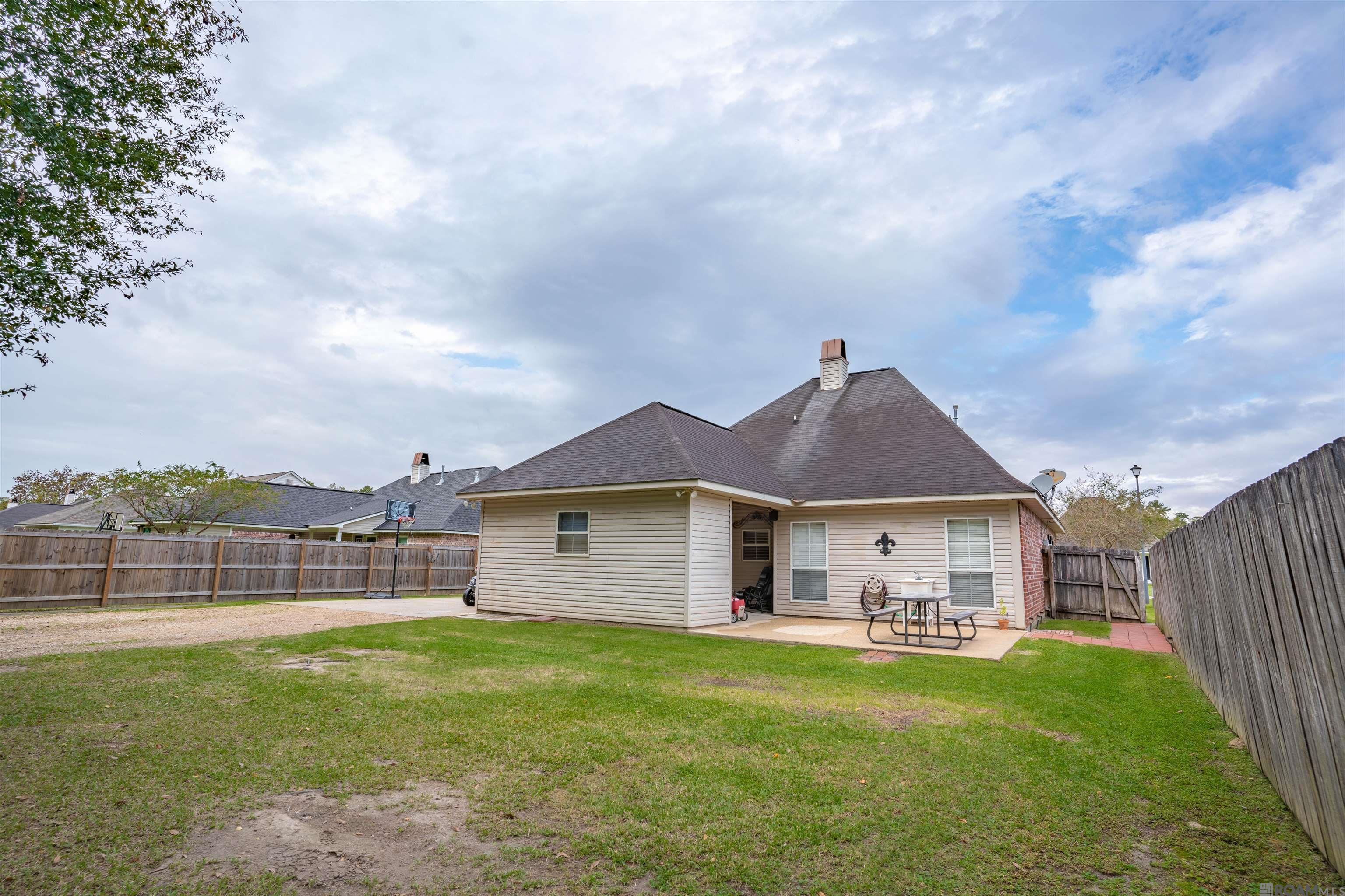 13520 S Trace Ave, Walker, Louisiana image 8