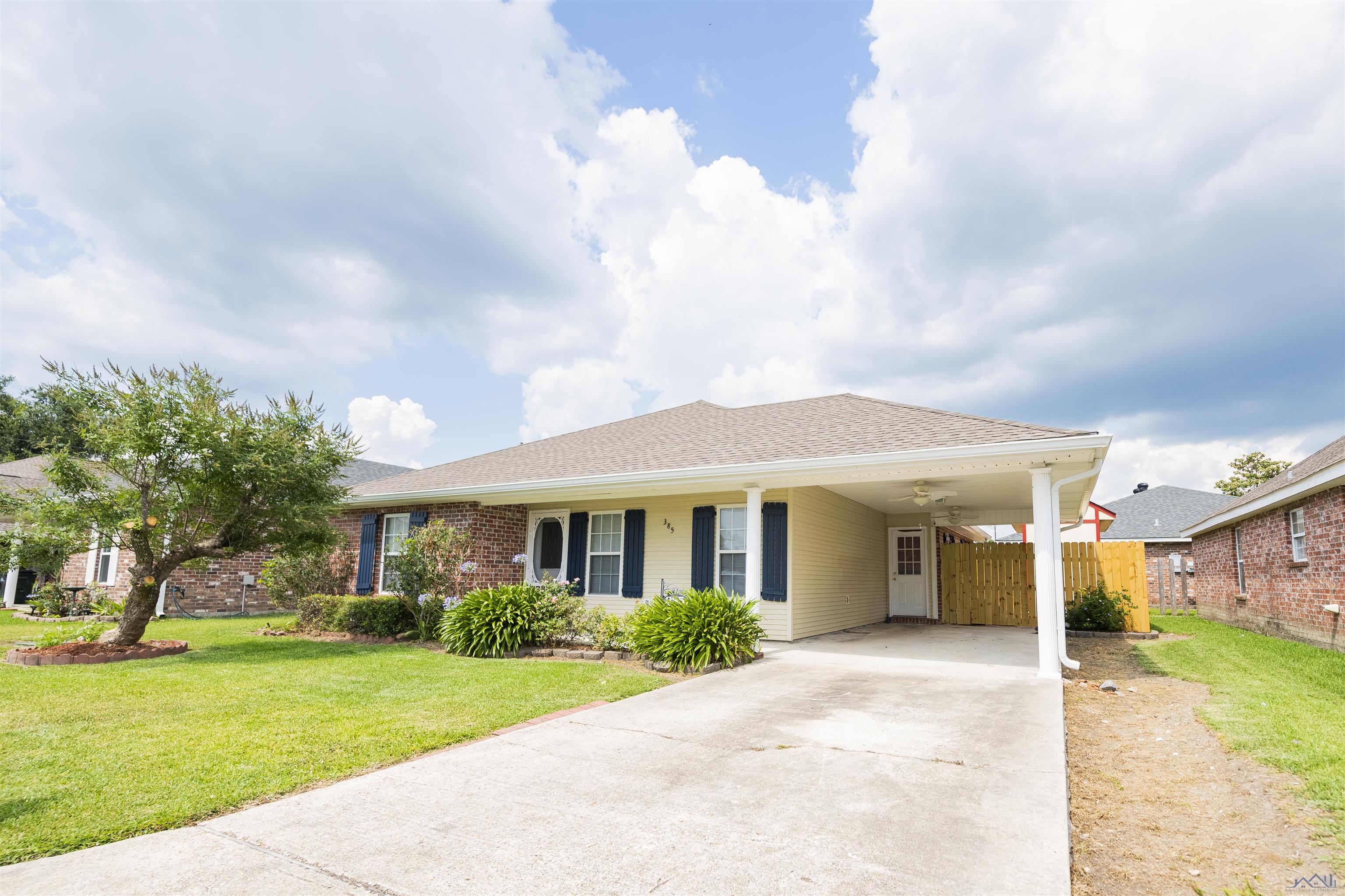 385 Garden View Dr, Houma, Louisiana image 1