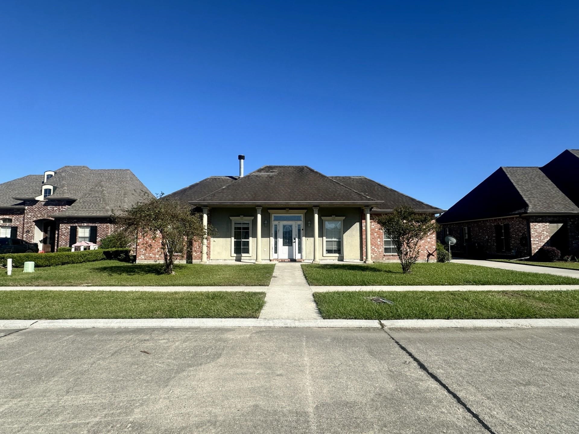 208 Viola St, Houma, Louisiana image 2