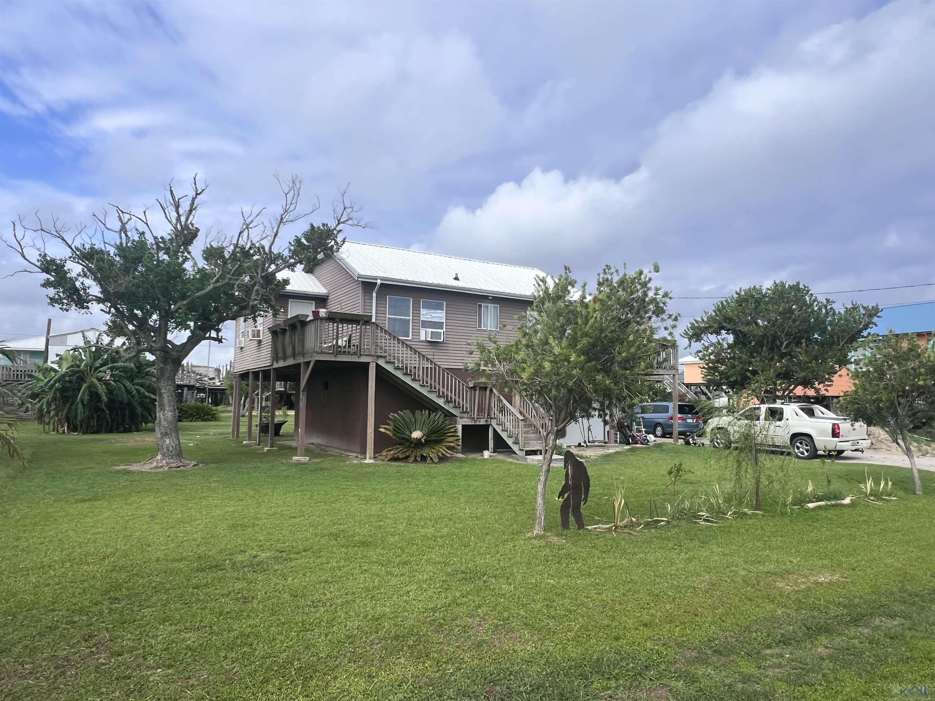 137 Aurora Lane, Grand Isle, Louisiana image 1